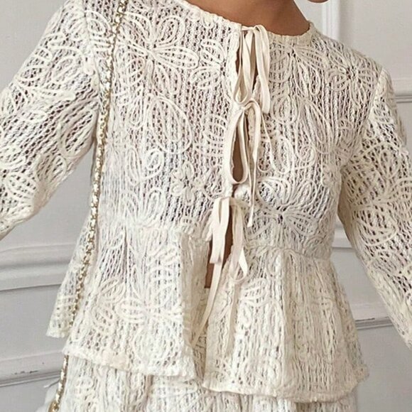 Casual Women's Floral Front Tie Lantern Sleeve Blouse With Shorts  Set - Picture 6 of 6